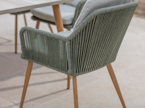 Bramblecrest Como Rectangular 6 Seater Dining Set with Parasol & Base