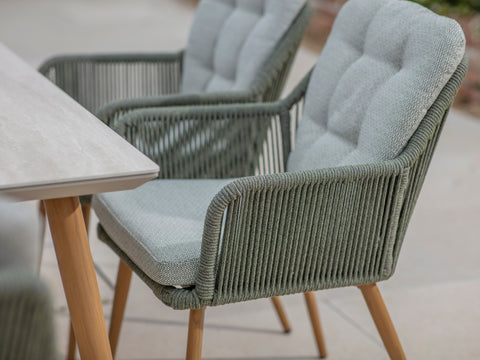 Bramblecrest Como Rectangular 6 Seater Dining Set with Parasol & Base