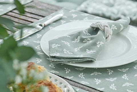 Walton & Co. Bumble Bee Napkins Moss - Set of 4